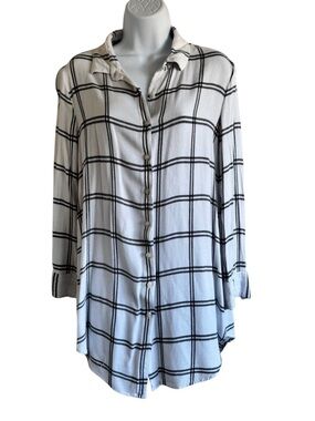 Alison Andrews SzM Classic Layering Button Down 100% Viscose Coastal Grandma